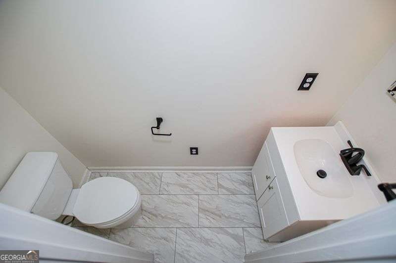 4265 E Chapel Hill Road Property Photo 52