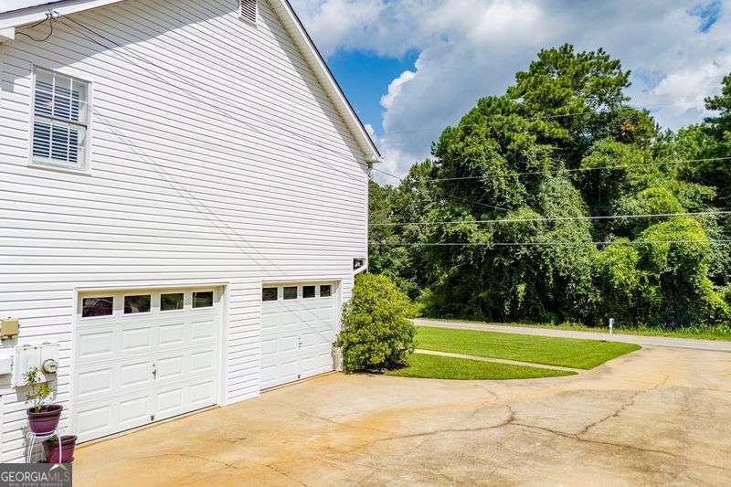 4265 E Chapel Hill Road Property Photo 66