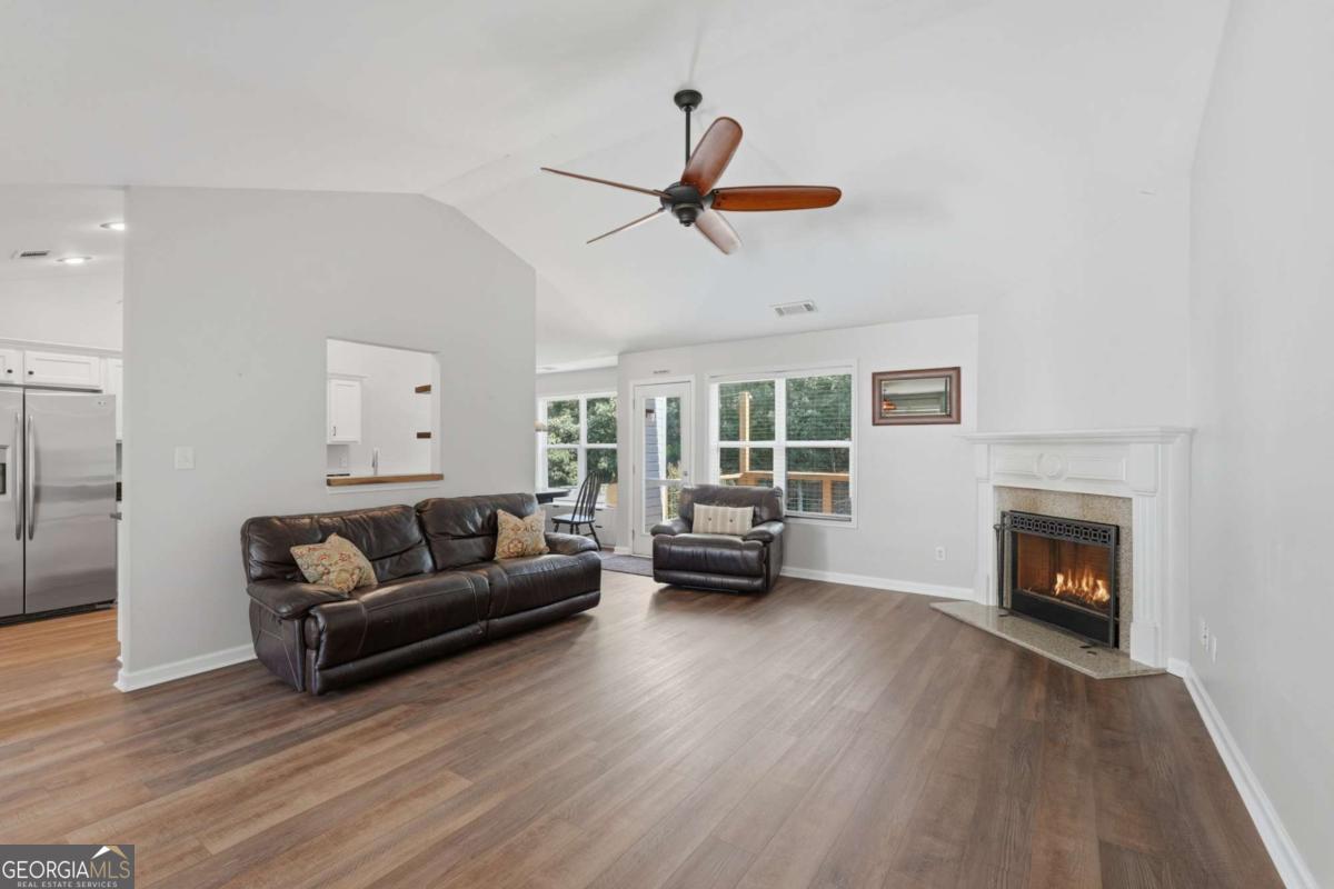 3522 Cameron Drive Property Photo 5