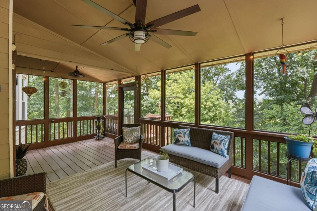 214 Glenbrook Lane Property Photo 44