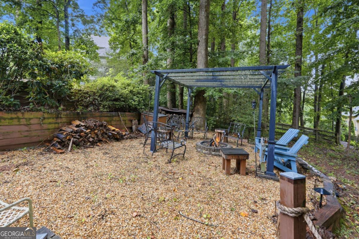 214 Glenbrook Lane Property Photo 51