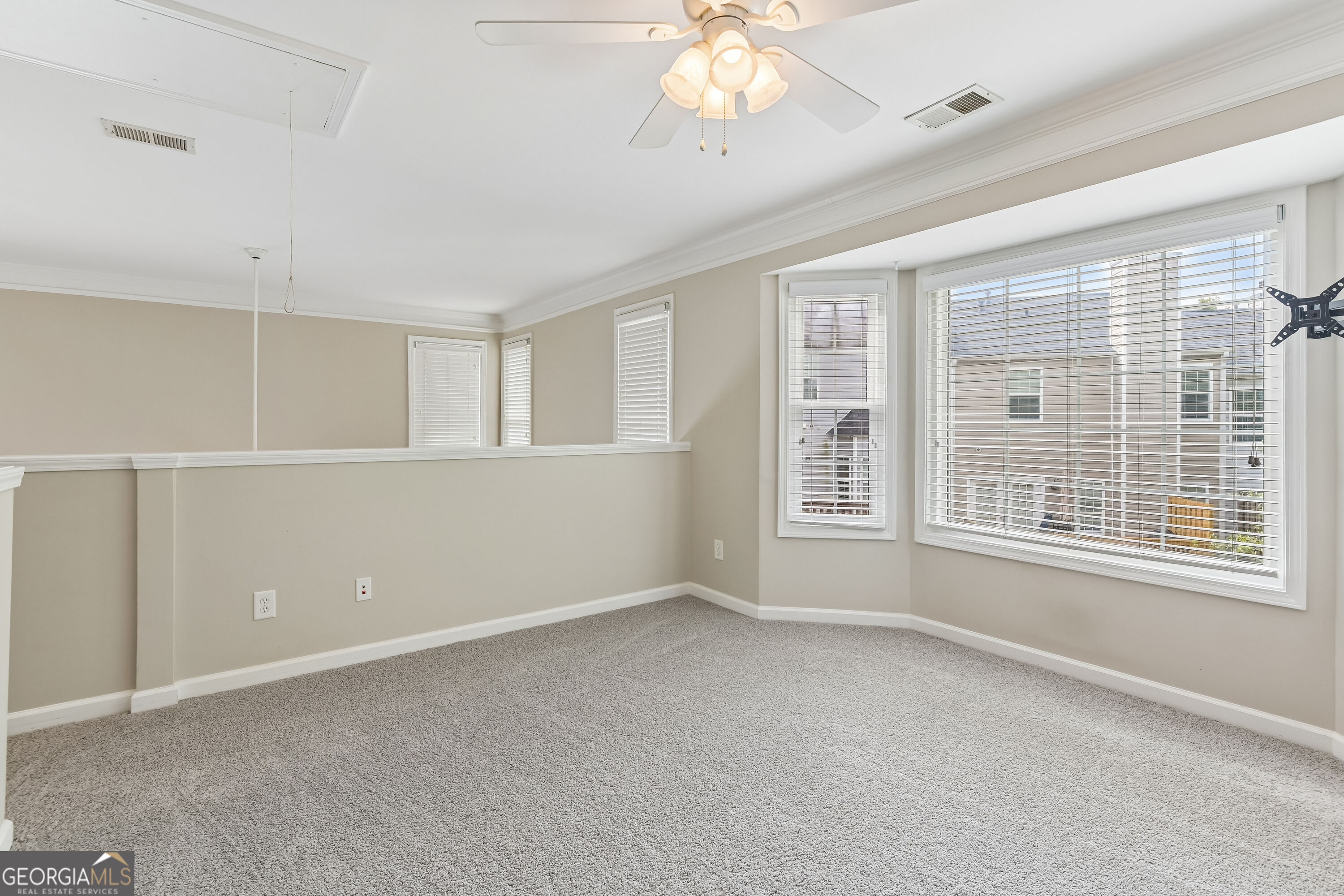 203 Valley Crossing Property Photo 24