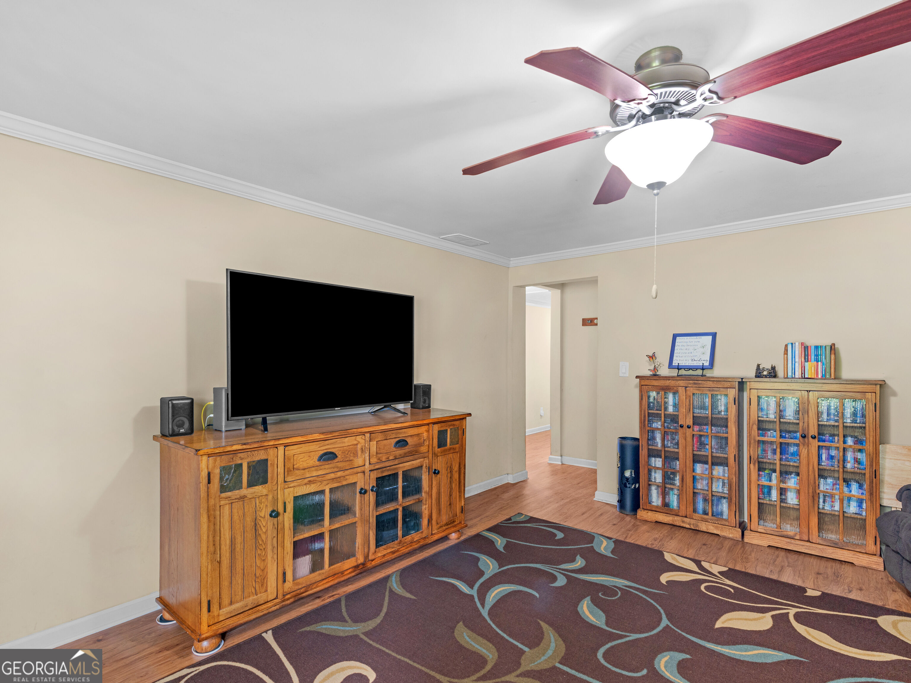353 Jackson Drive Property Photo 5