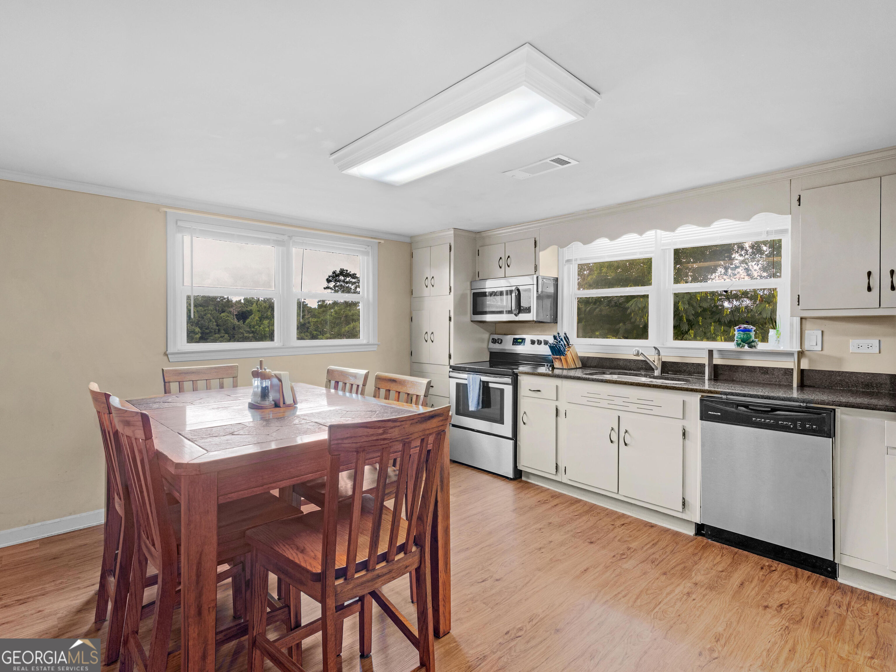 353 Jackson Drive Property Photo 11