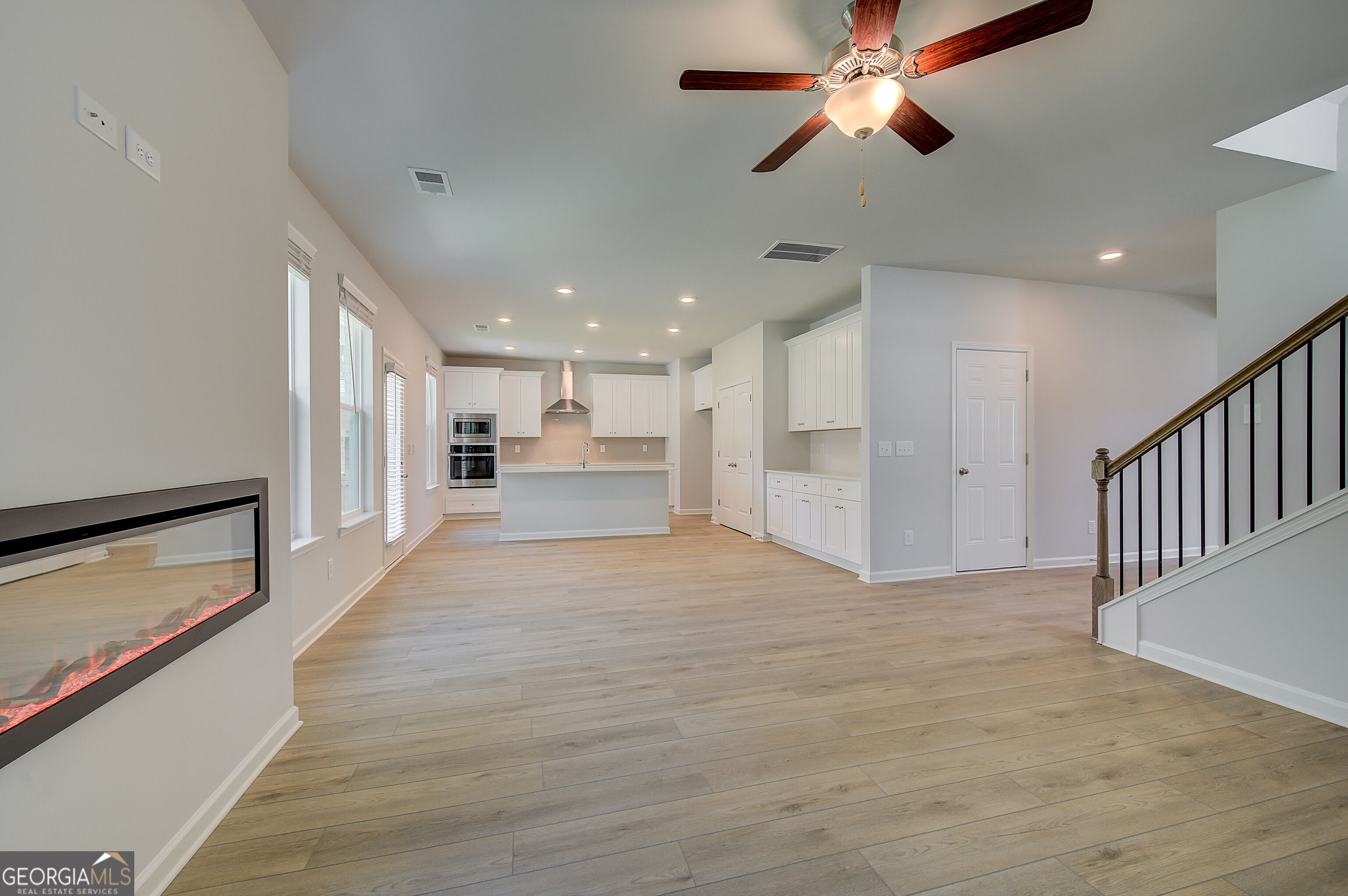 652 Leafy Branch Way Property Photo 12
