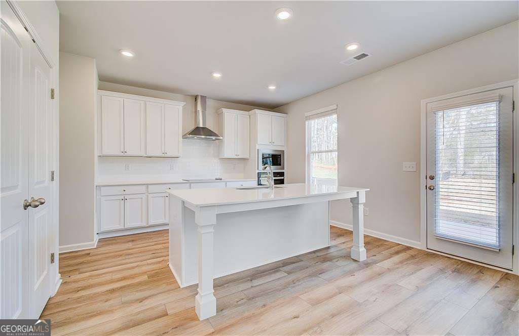 652 Leafy Branch Way Property Photo 13