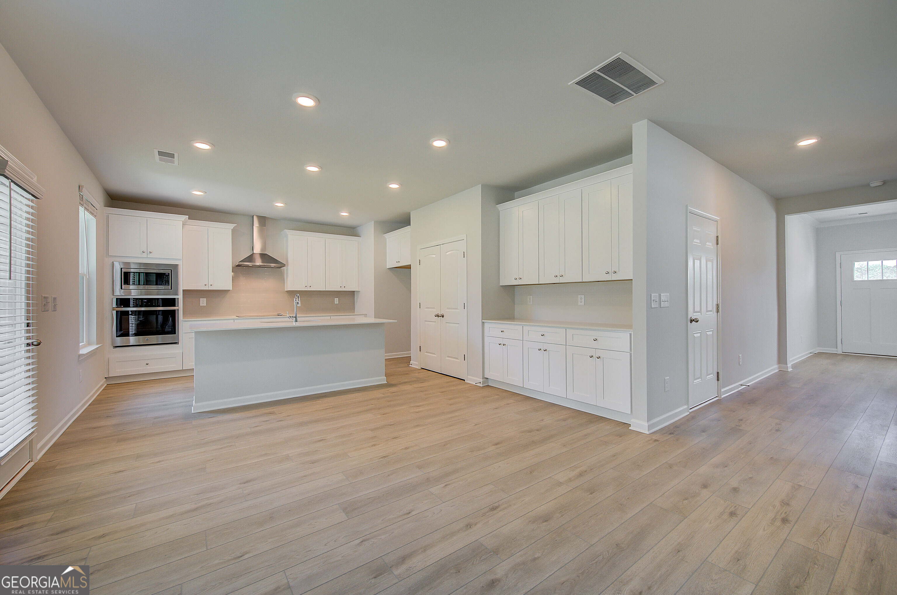 652 Leafy Branch Way Property Photo 13