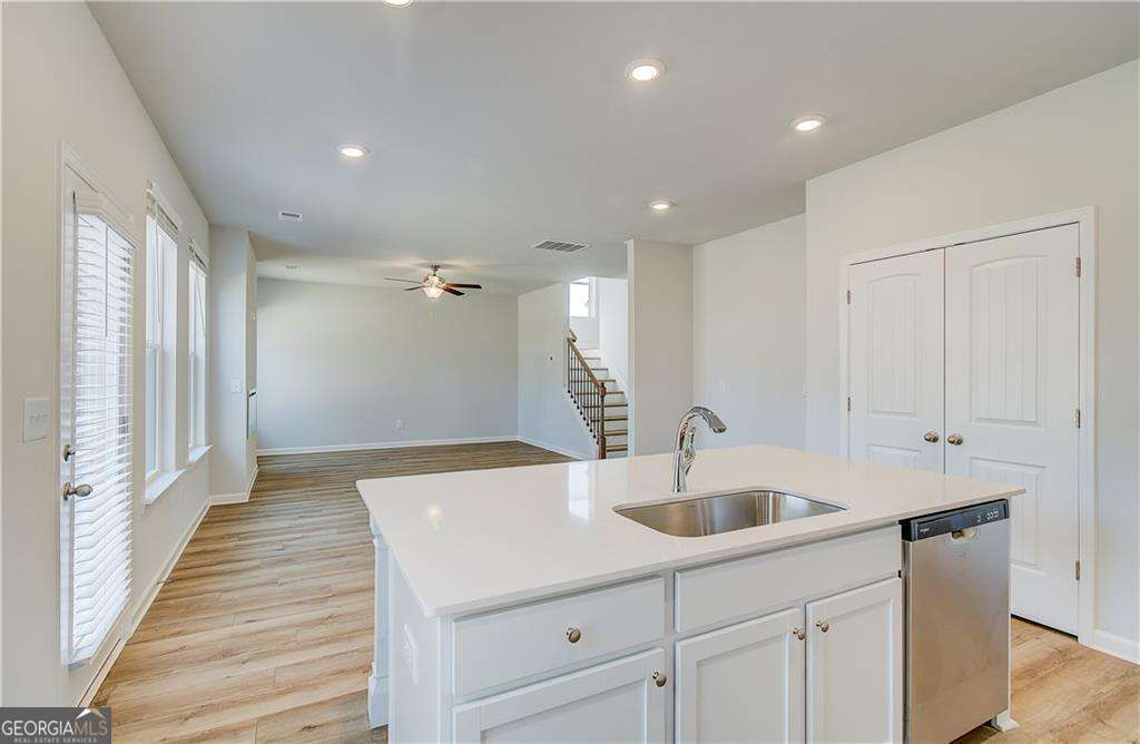 652 Leafy Branch Way Property Photo 15