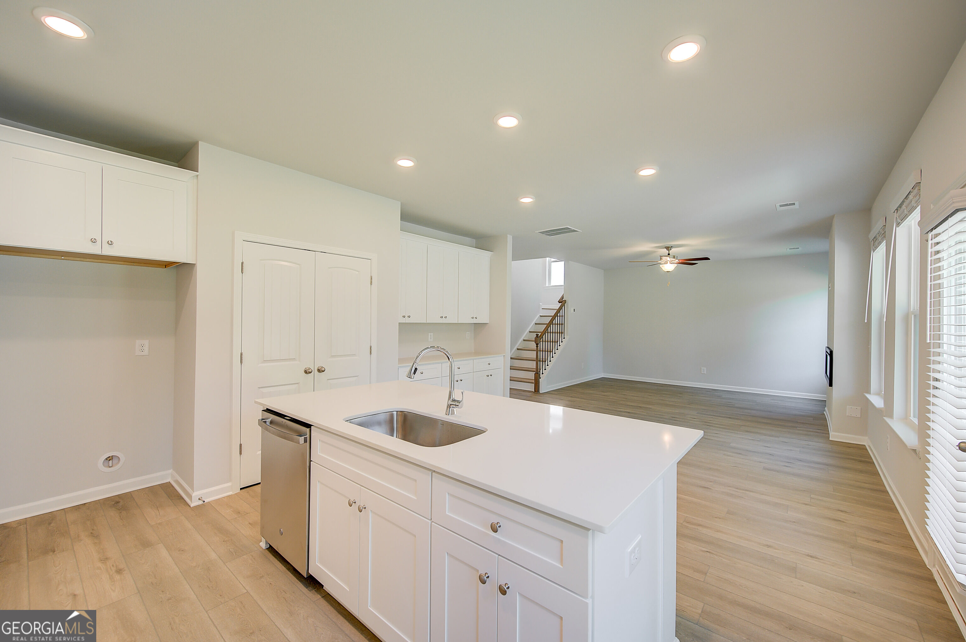 652 Leafy Branch Way Property Photo 18