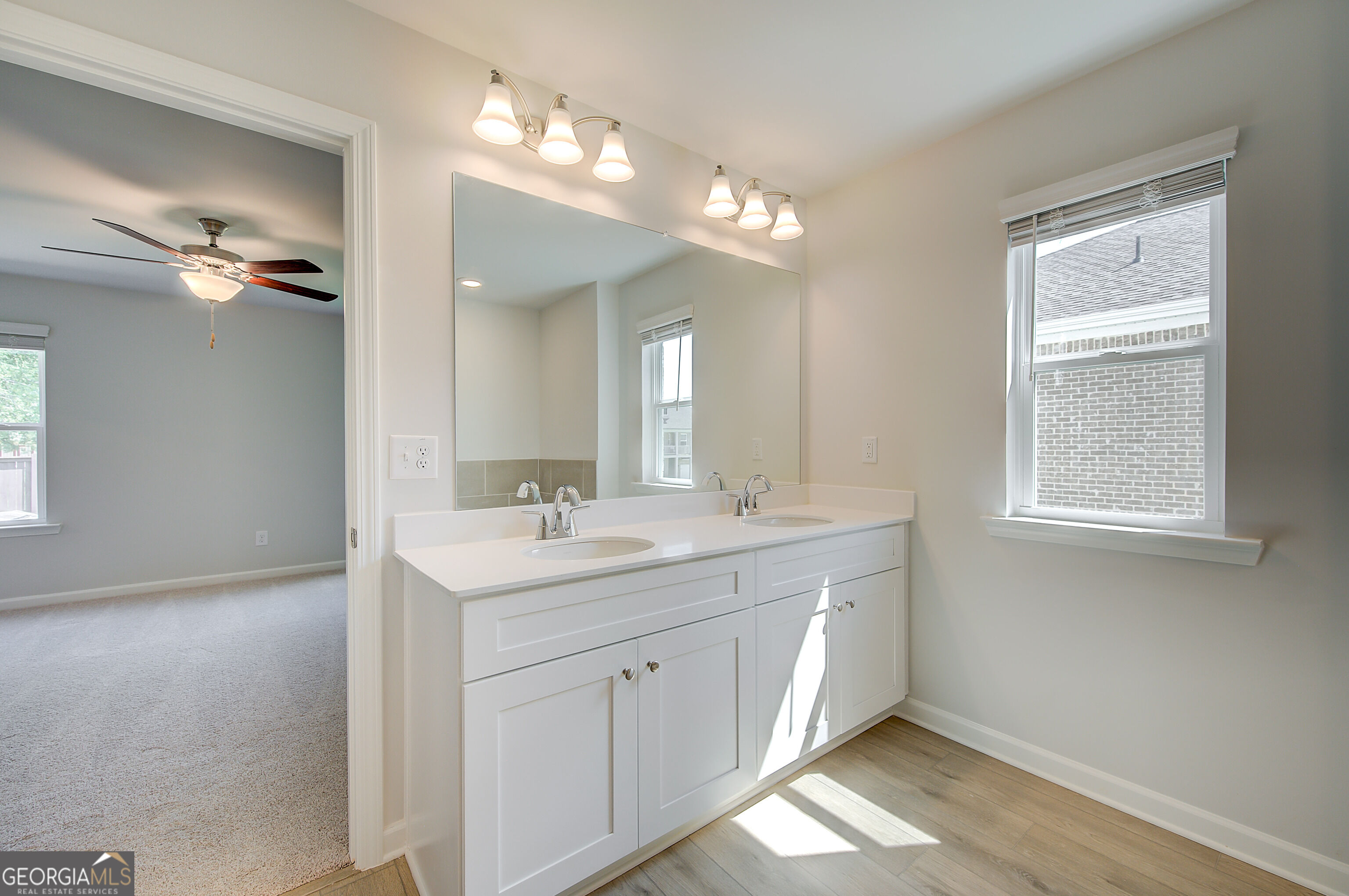 652 Leafy Branch Way Property Photo 28