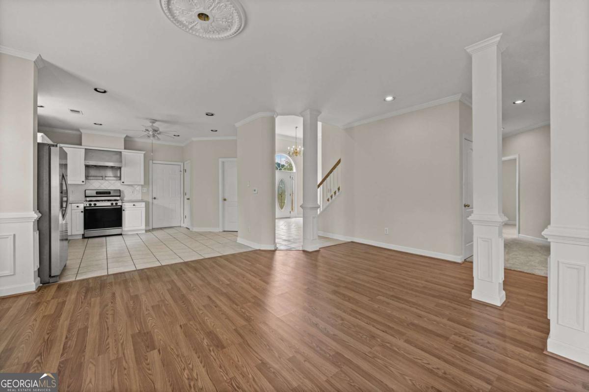 404 Players Court Property Photo 11