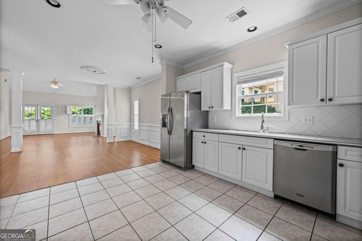 404 Players Court Property Photo 18