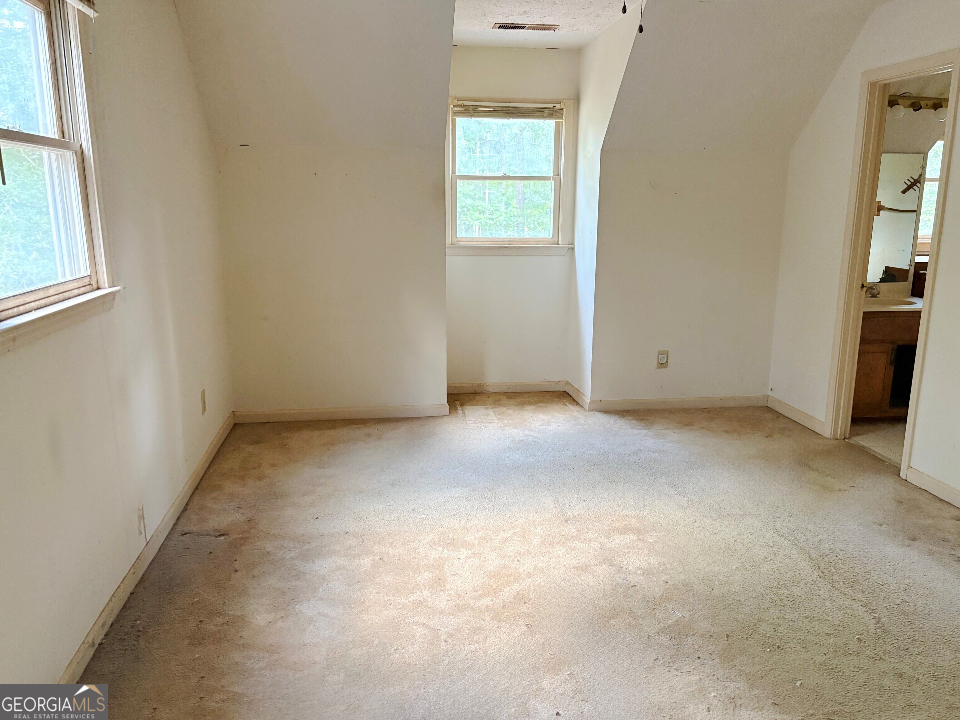 4785 Jones Road Property Photo 5
