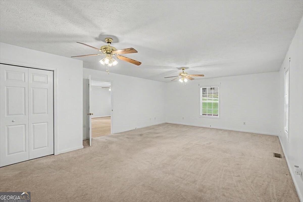 18 Albion Drive Sw Property Photo 11