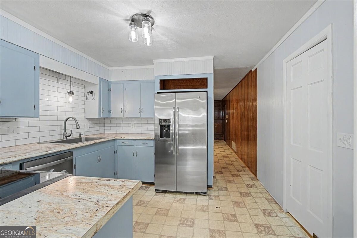 18 Albion Drive Sw Property Photo 17