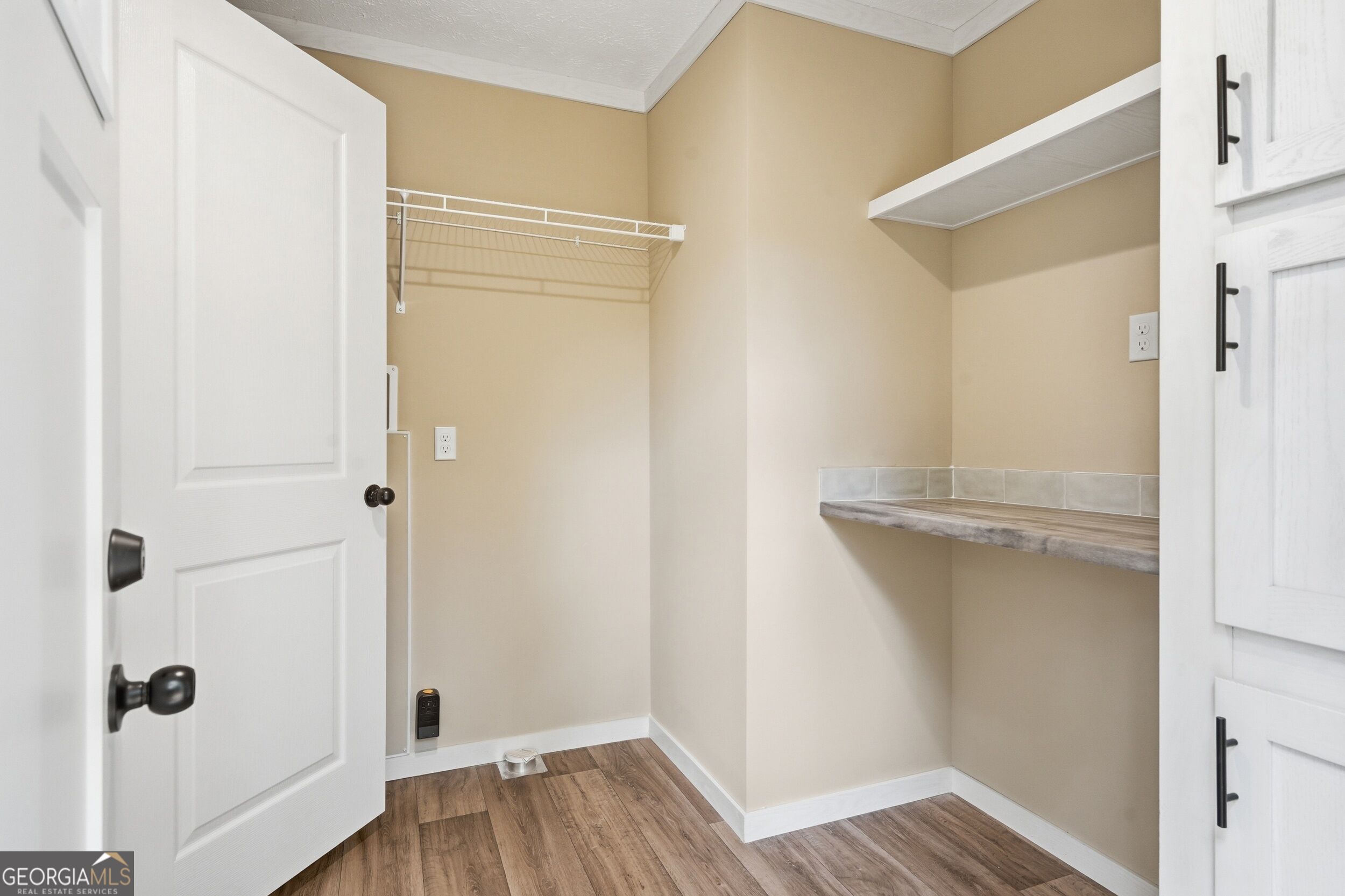 67 Chastain Road Property Photo 23