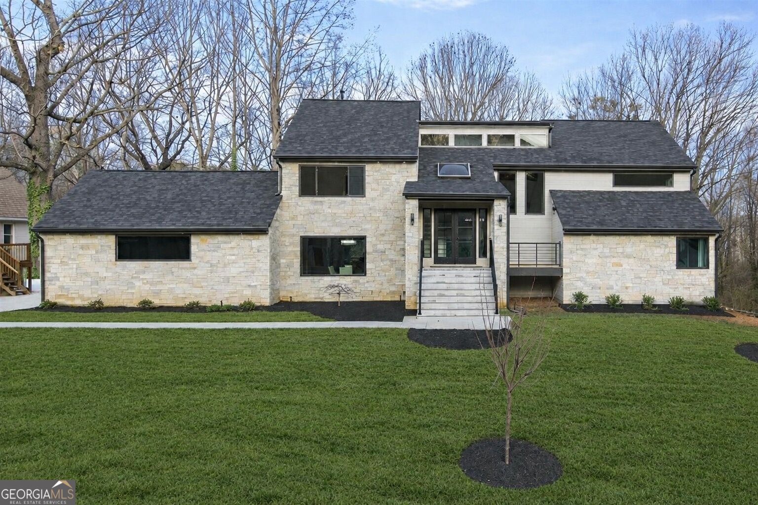 250 Bruton Way Property Photo 2