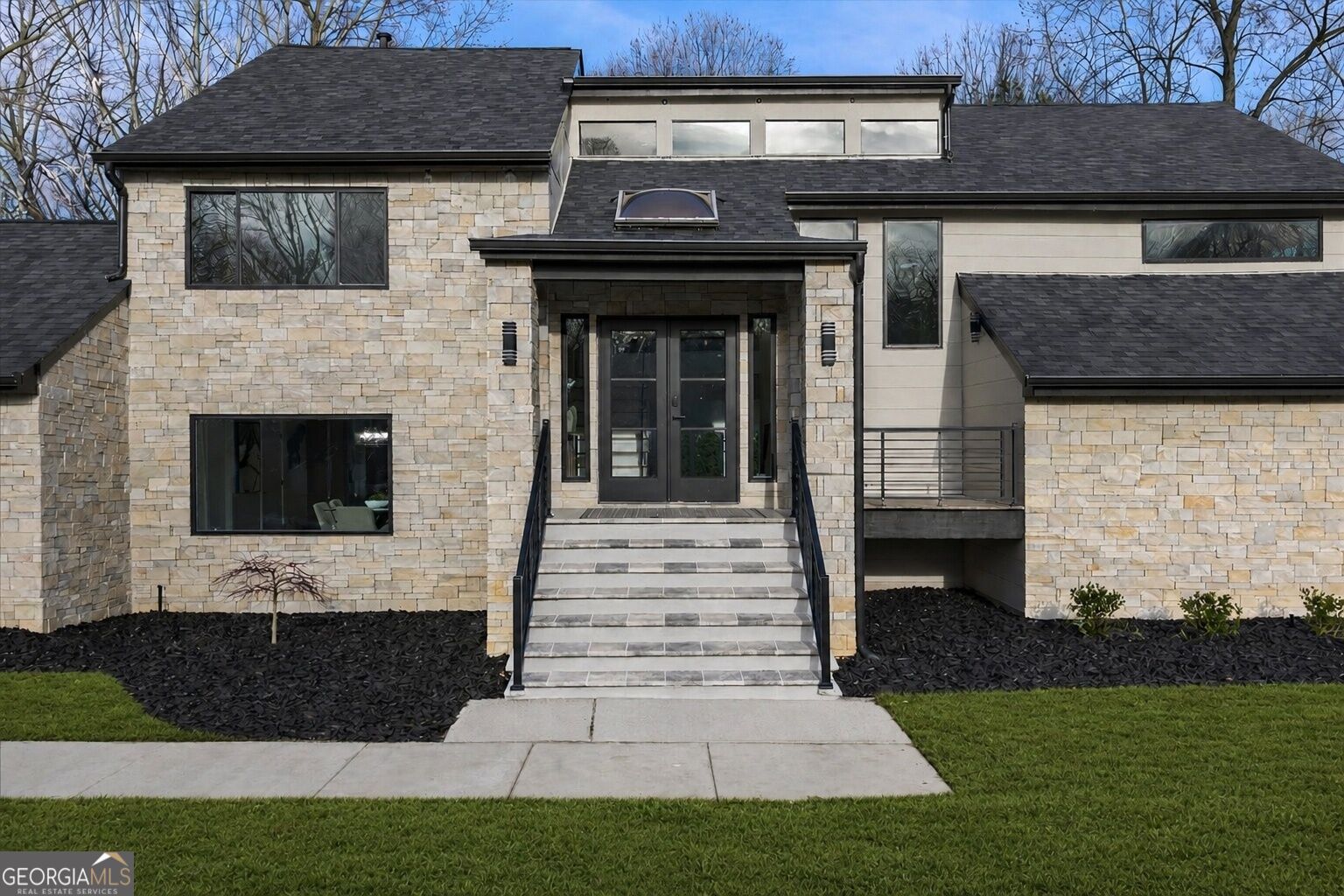 250 Bruton Way Property Photo 4