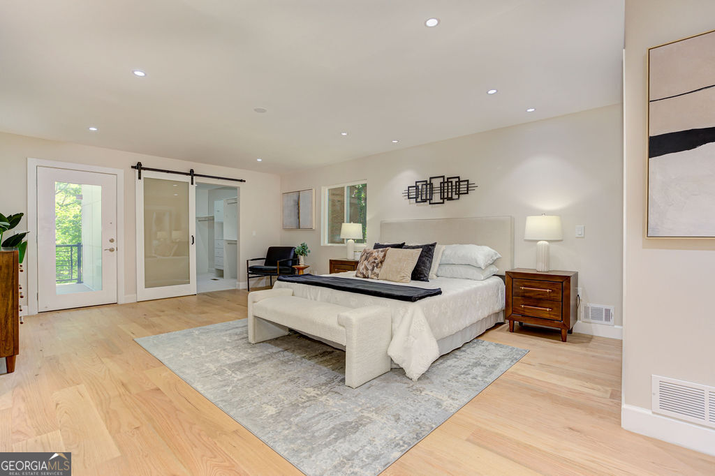 250 Bruton Way Property Photo 19