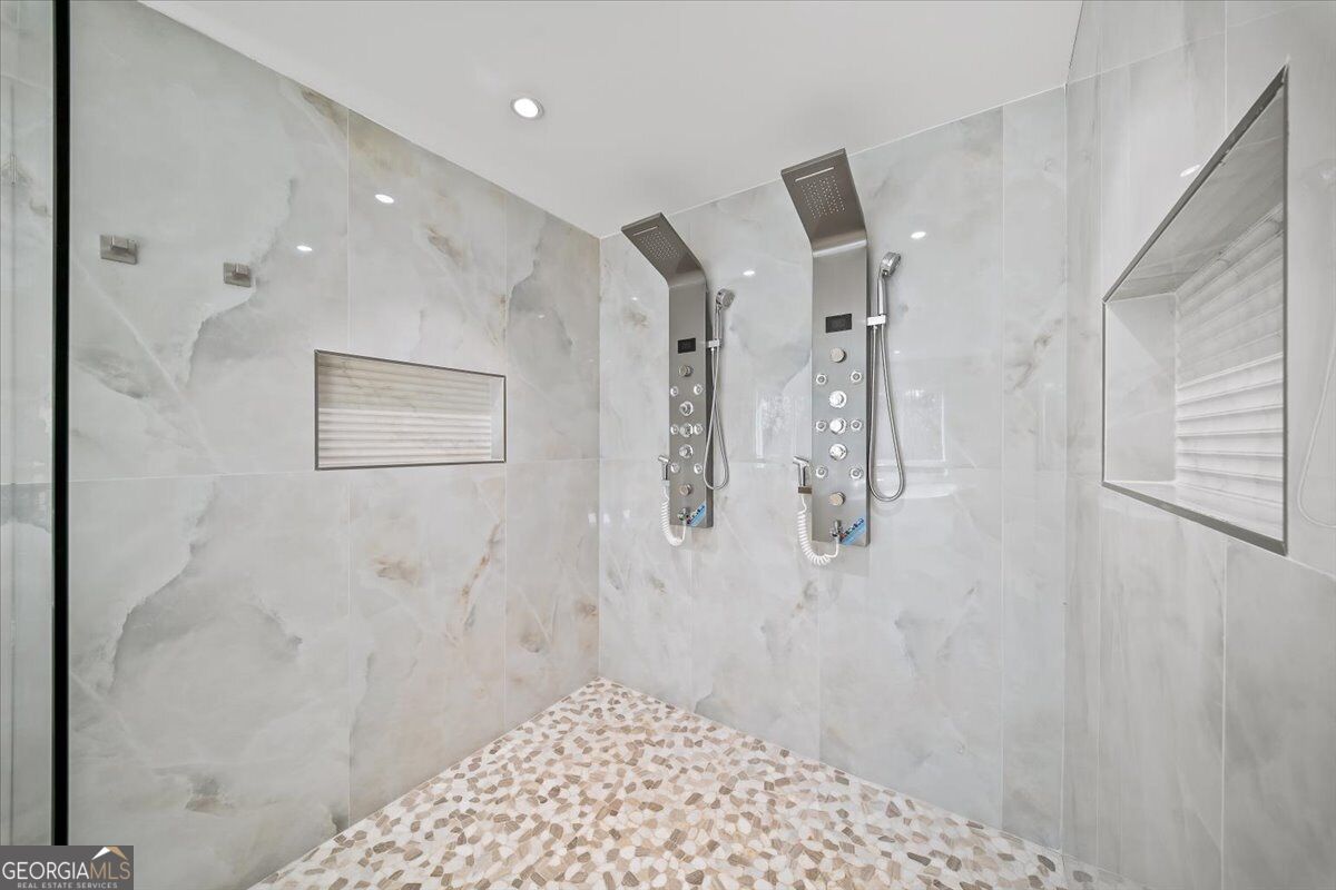250 Bruton Way Property Photo 26