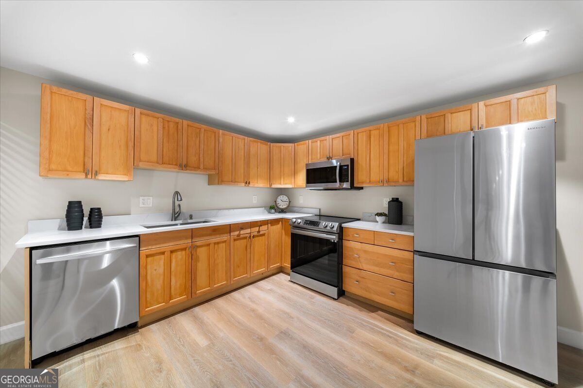 250 Bruton Way Property Photo 44