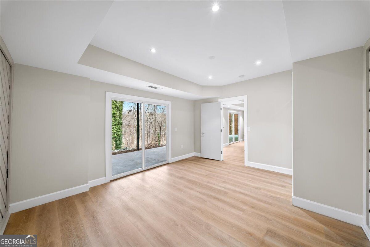 250 Bruton Way Property Photo 45