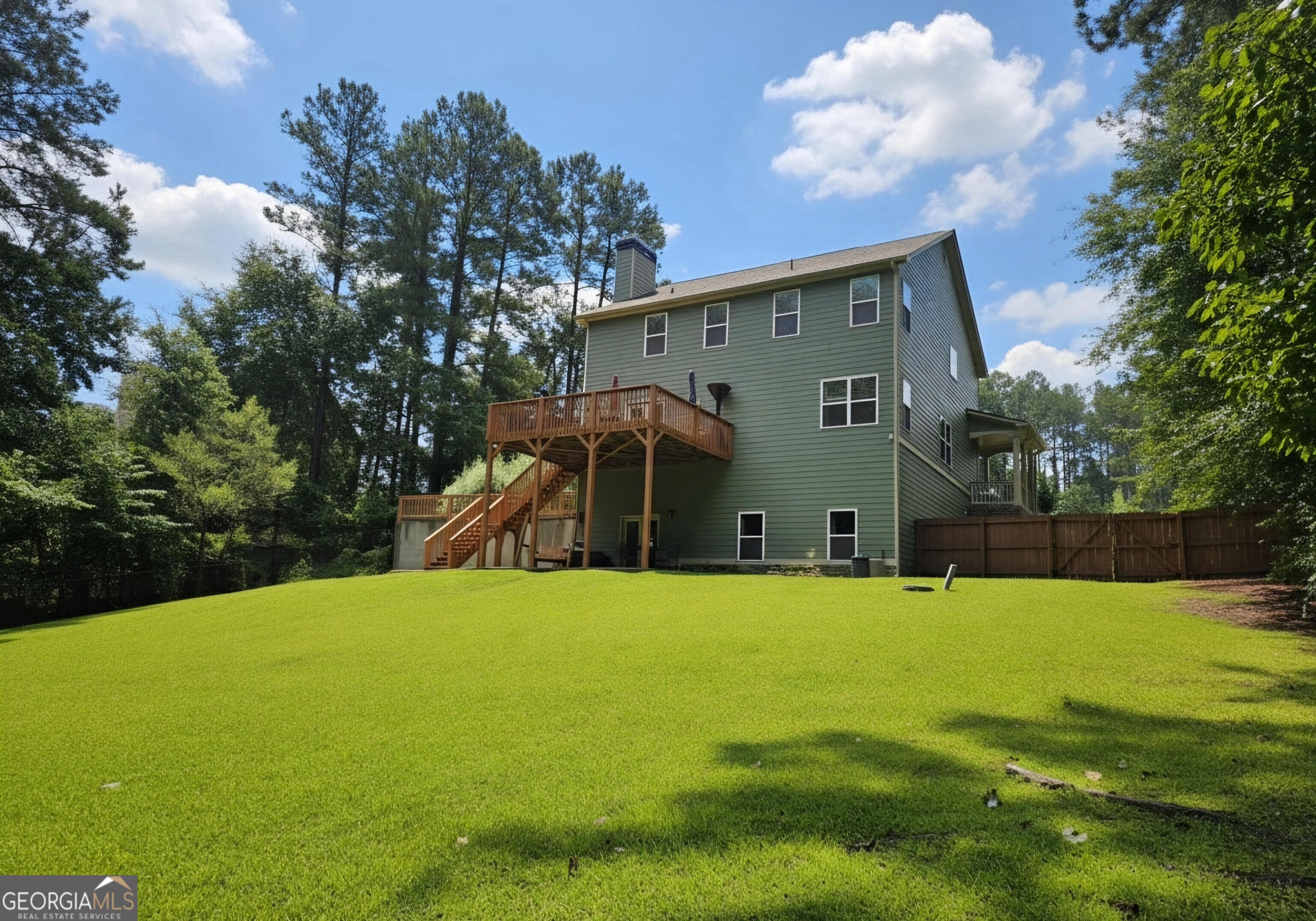 428 Oscar Court Property Photo 10