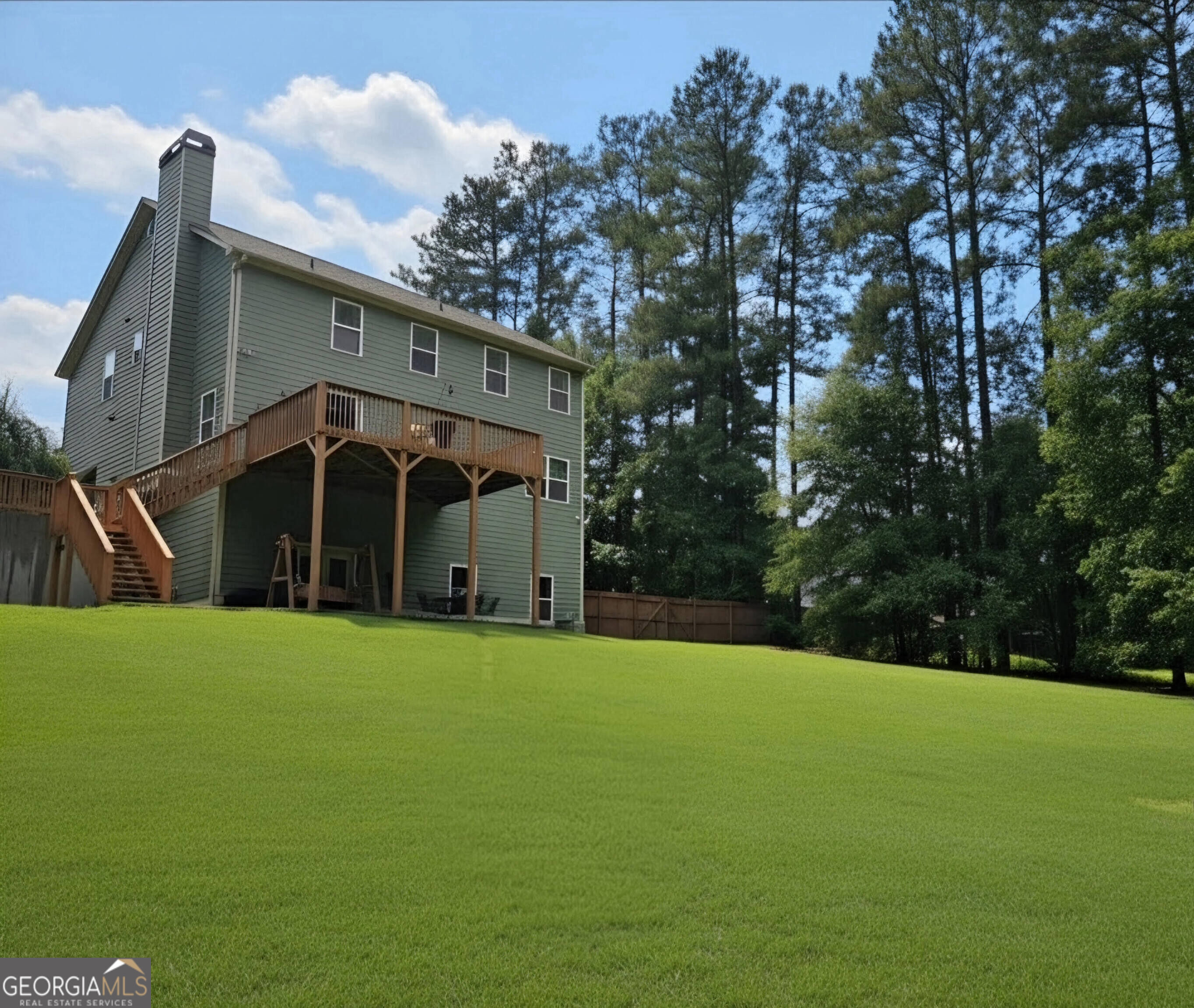 428 Oscar Court Property Photo 11
