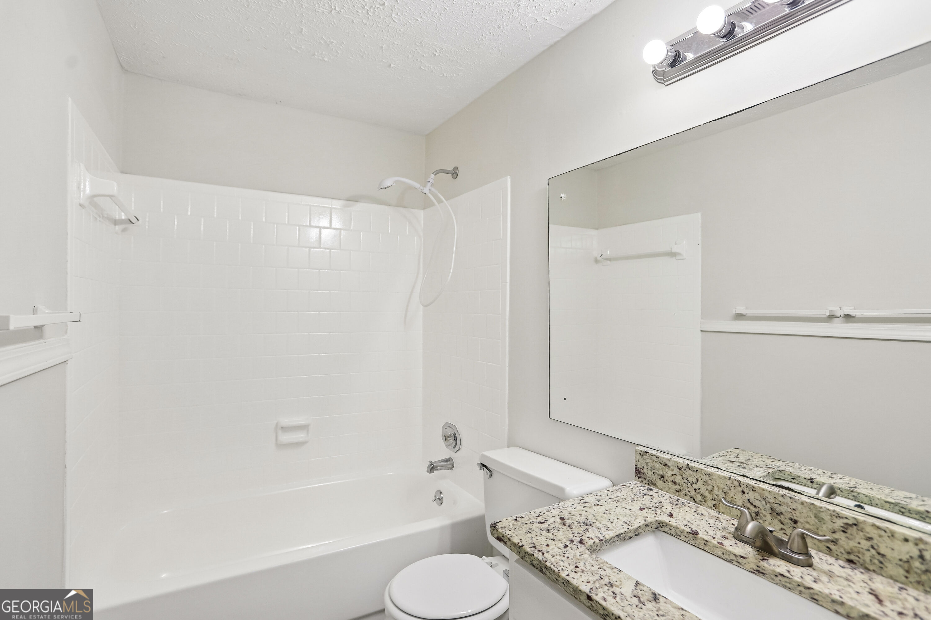 3020 Forestside Lane Property Photo 25