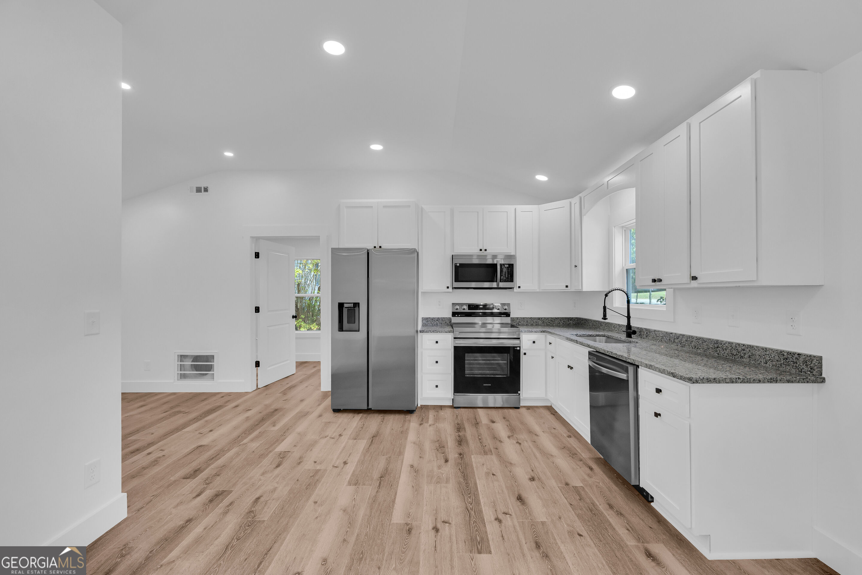 47 Durham Street Property Photo 10