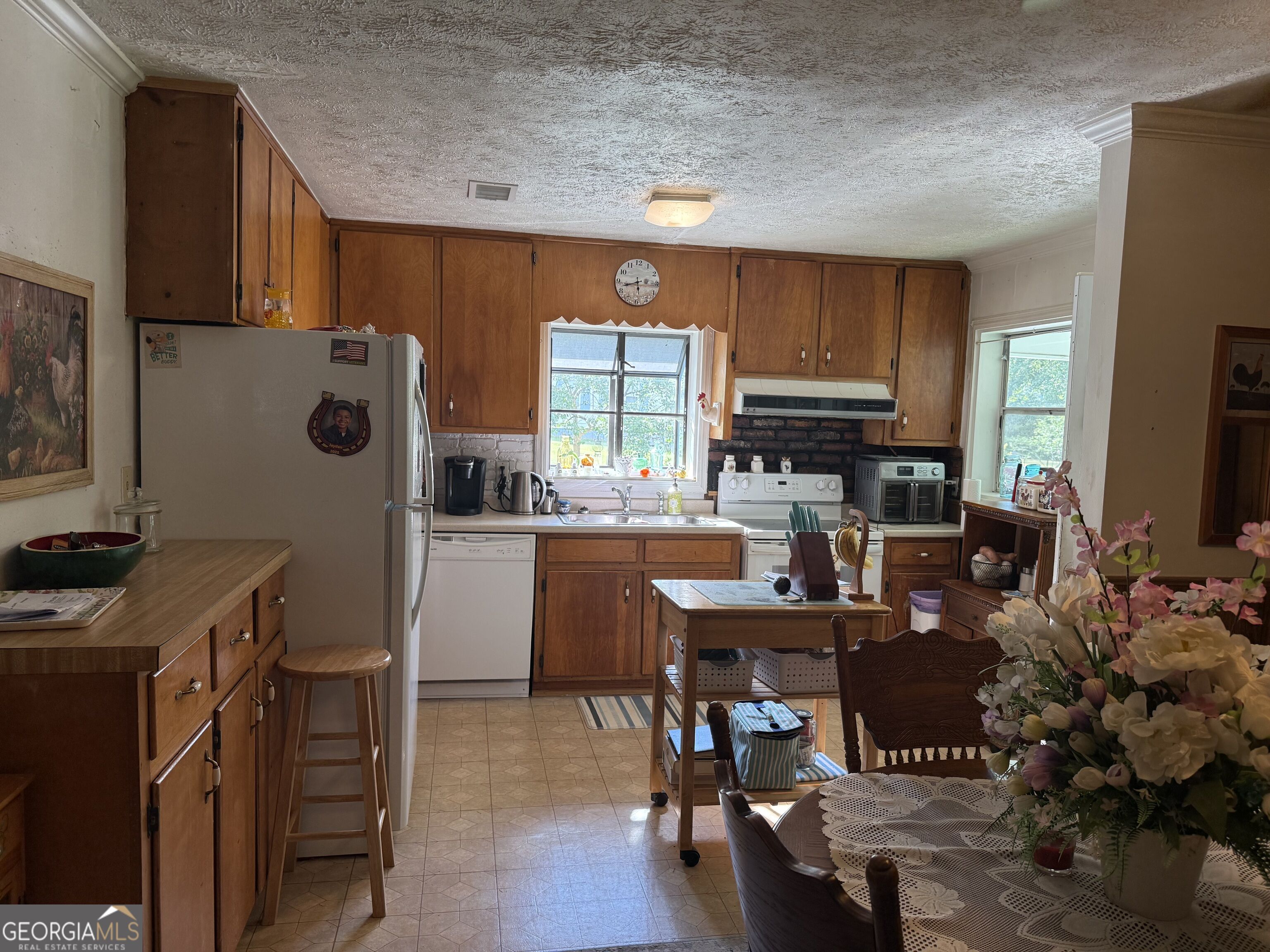 9010 Clark Road Property Photo 13