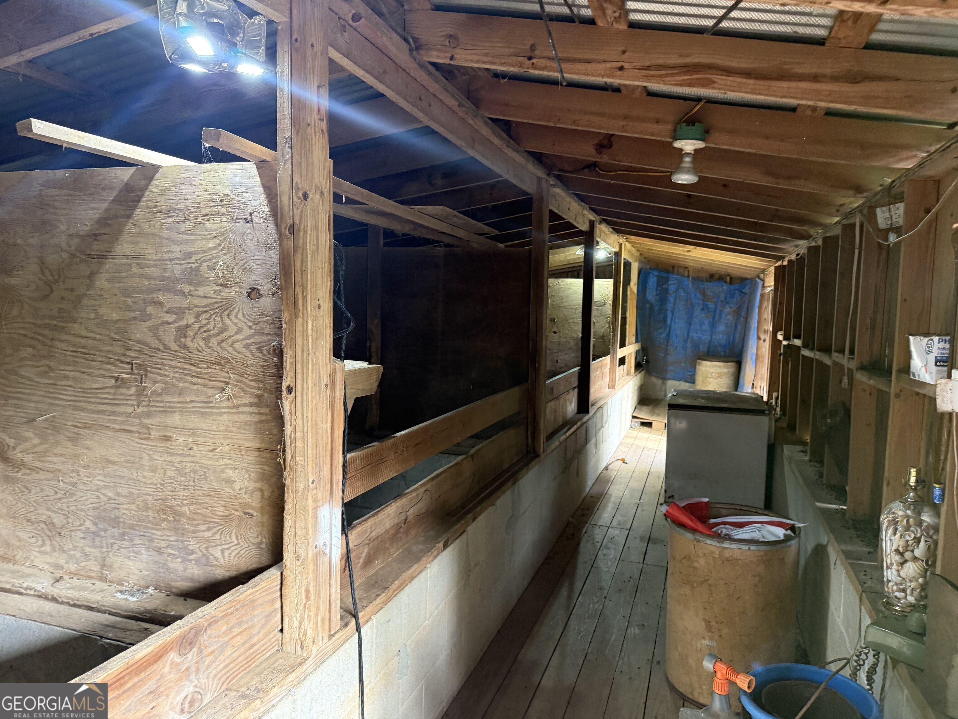 9010 Clark Road Property Photo 16