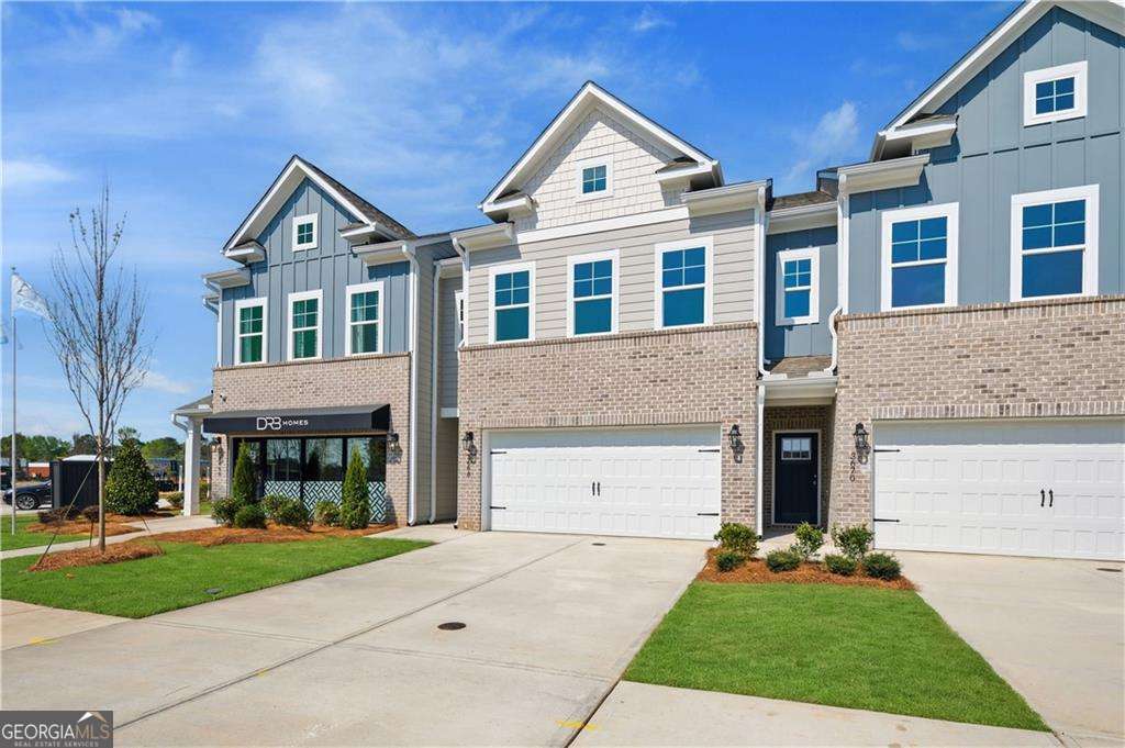 3663 Donovan Circle Property Photo 2