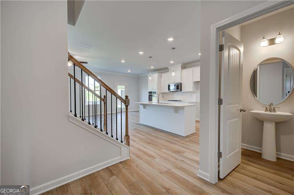 3663 Donovan Circle Property Photo 5