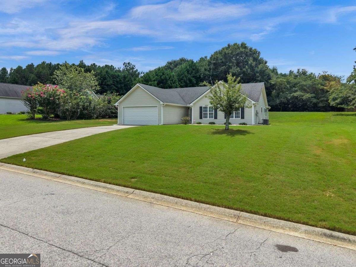 7020 Greenridge Drive Property Photo 2