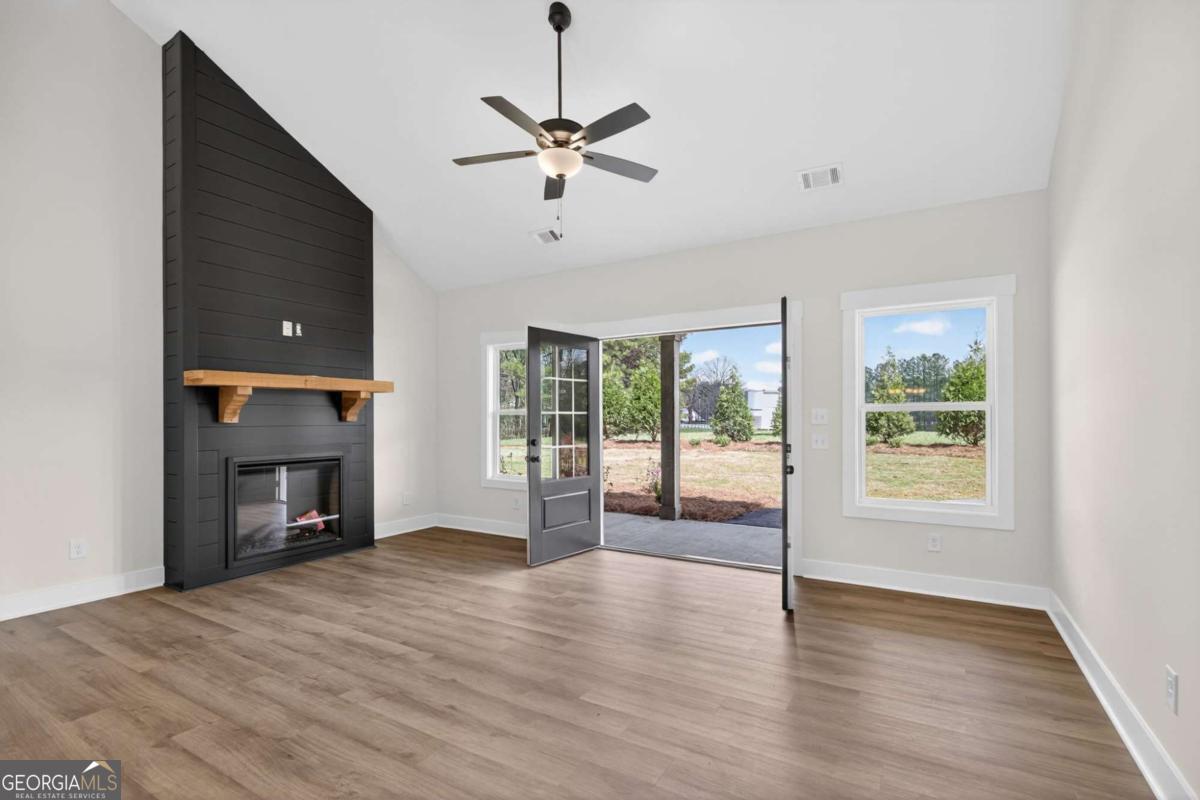 3512 Vinson Mountain Road Property Photo 18