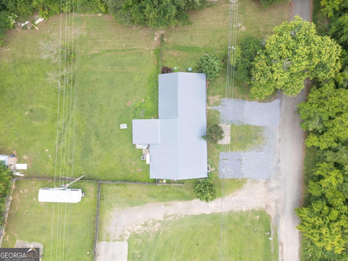 4494 Old Summerville Road Property Photo 7
