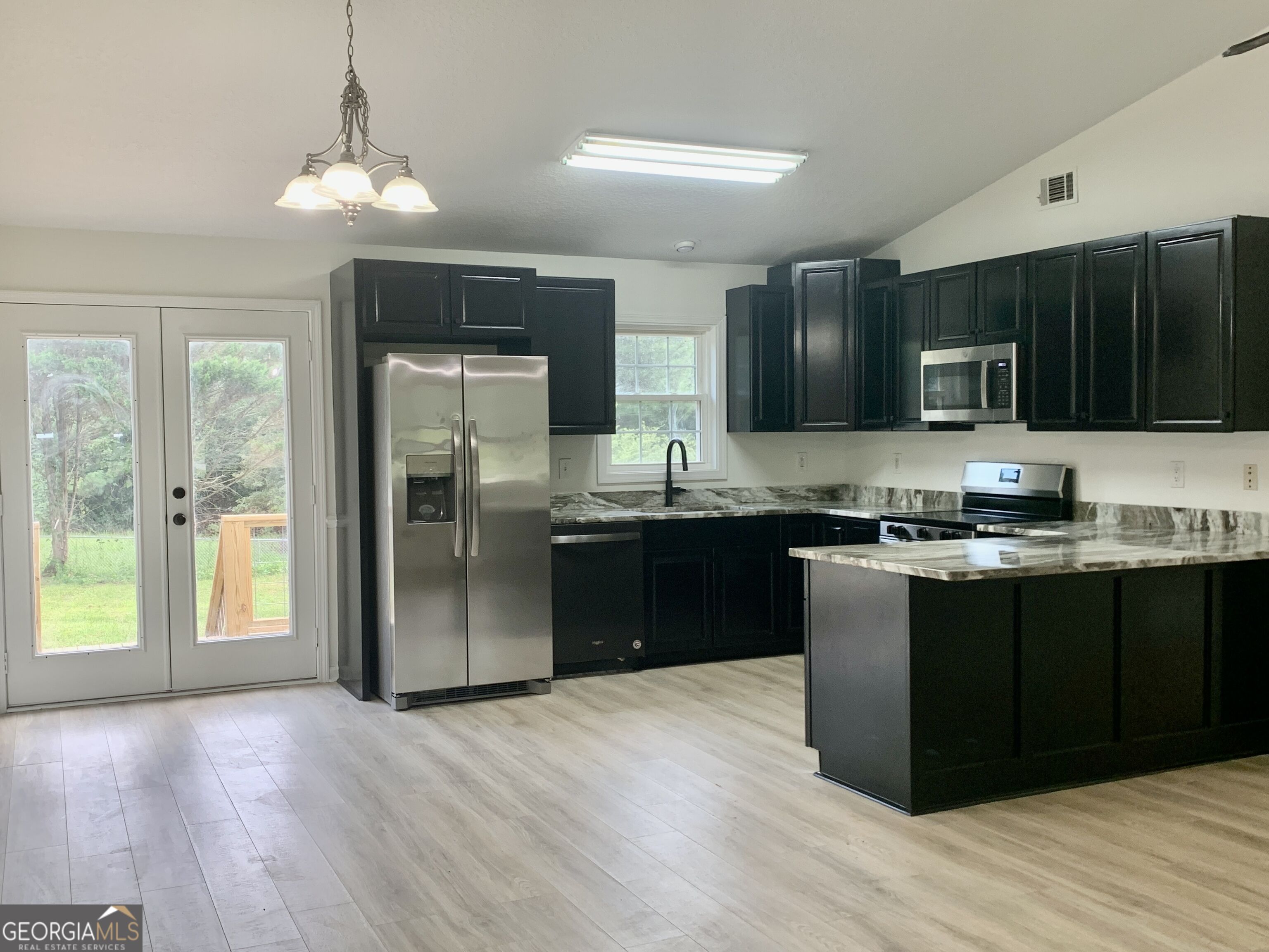 838 Racetrack Road Property Photo 8