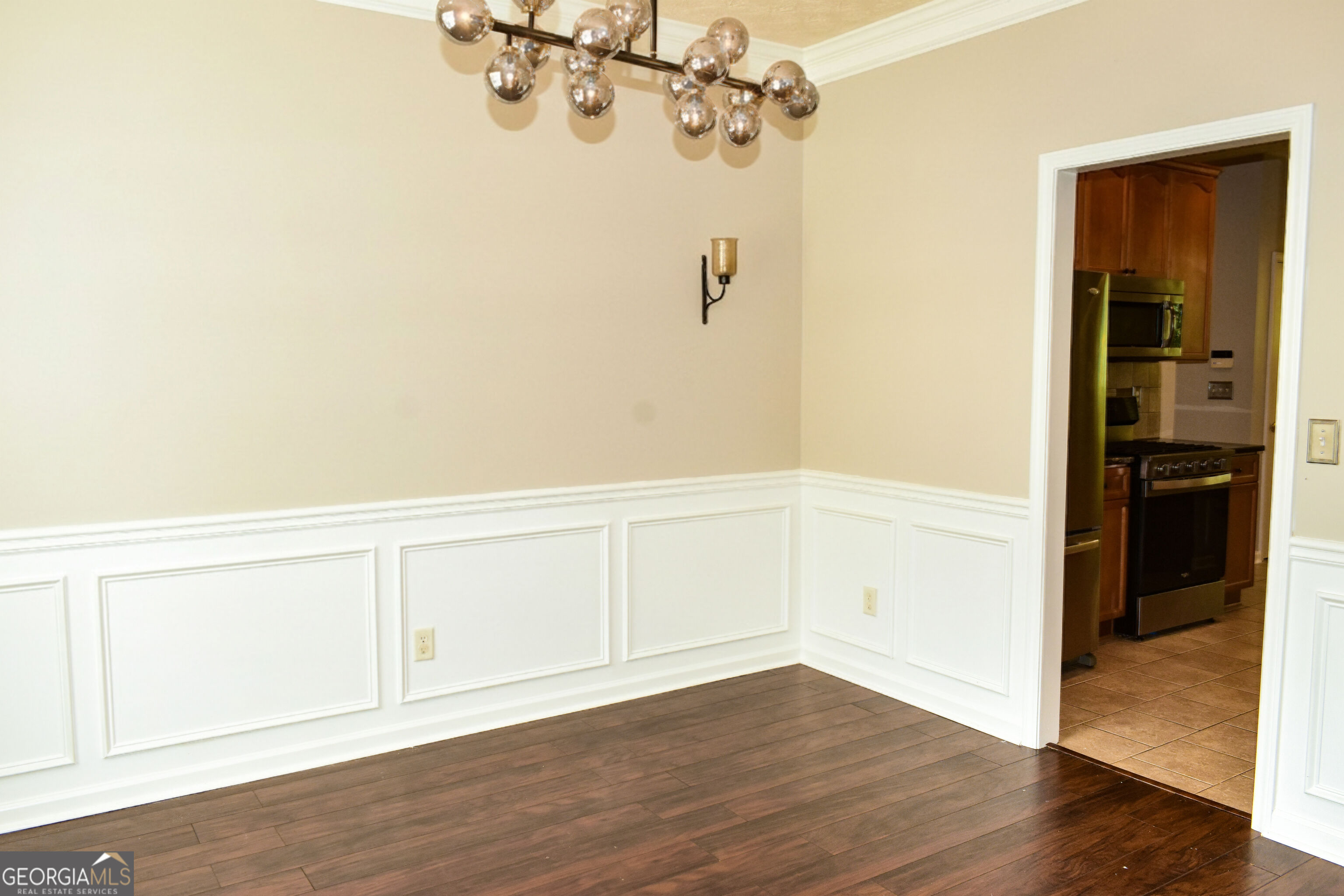 3040 Goldmist Drive Property Photo 5
