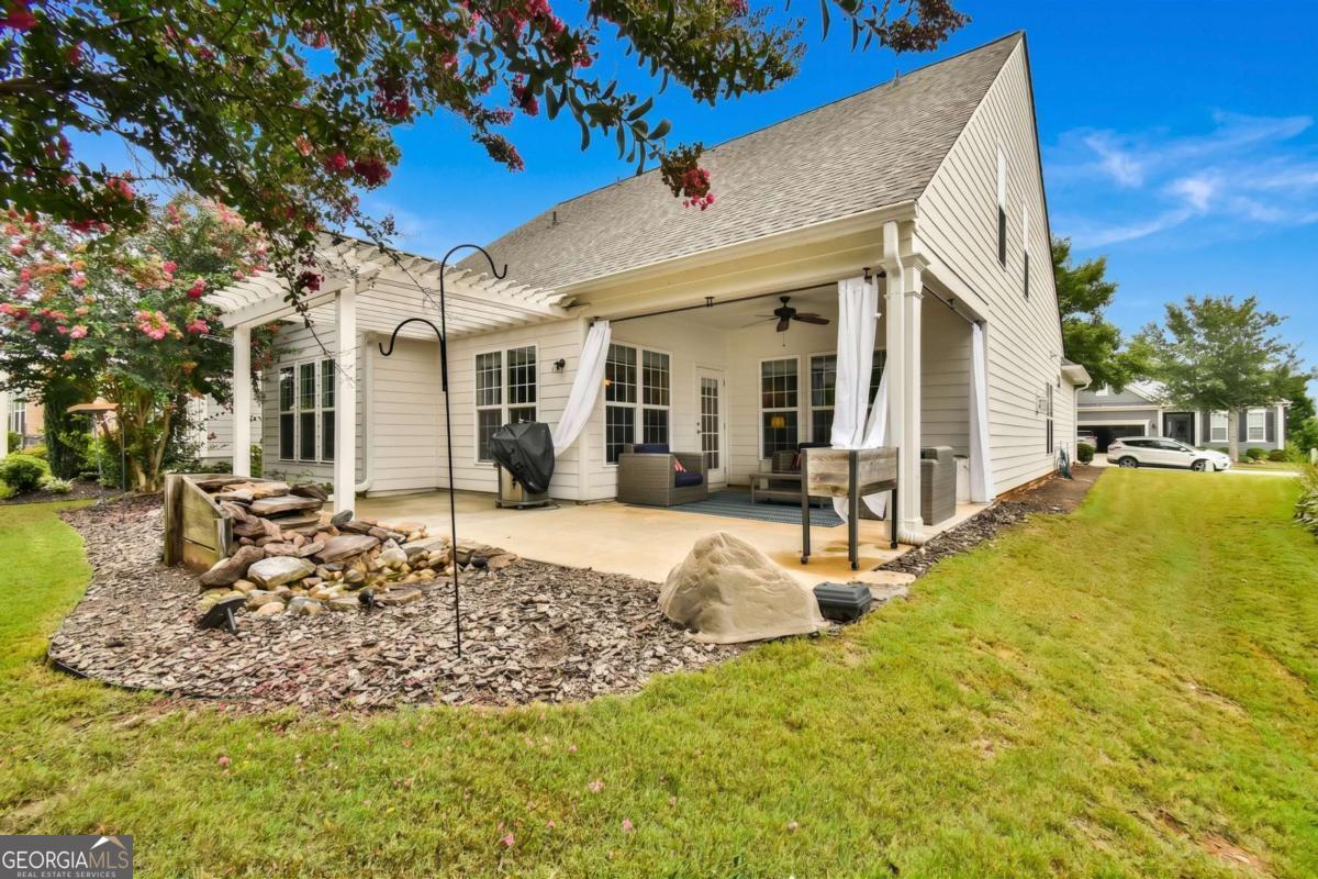 6652 Fawn Meadow Lane Property Photo 5
