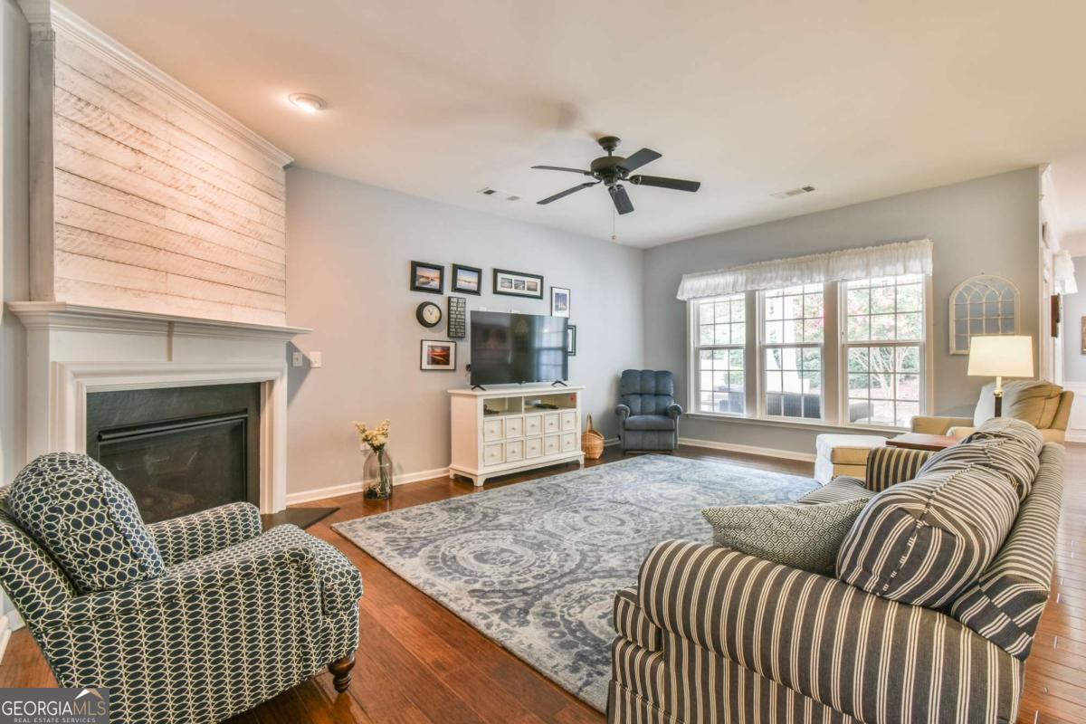 6652 Fawn Meadow Lane Property Photo 15