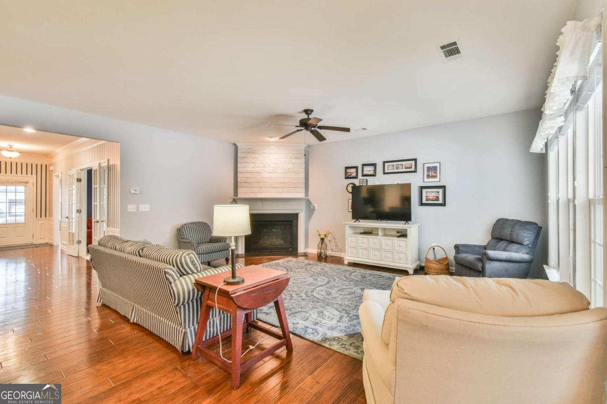 6652 Fawn Meadow Lane Property Photo 16
