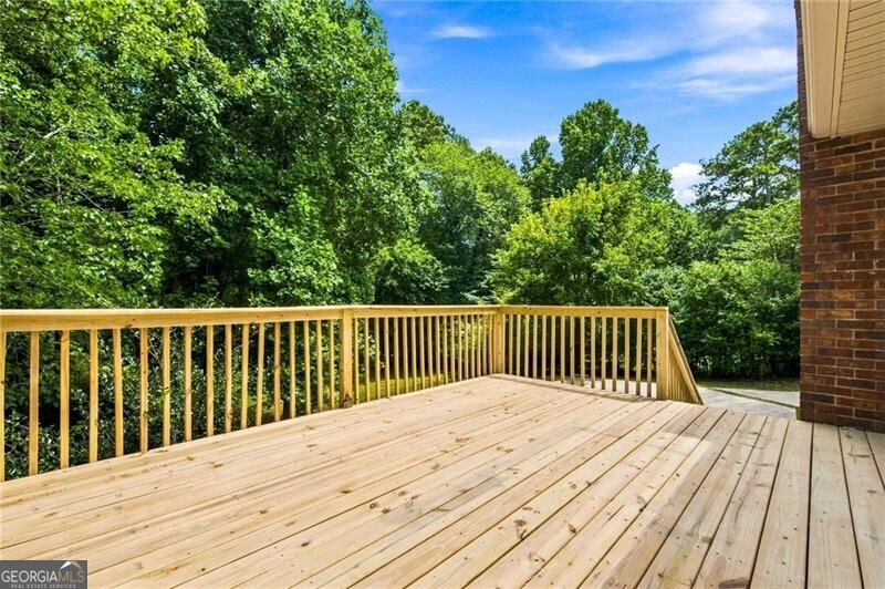 549 Rivercrest Drive Property Photo 27