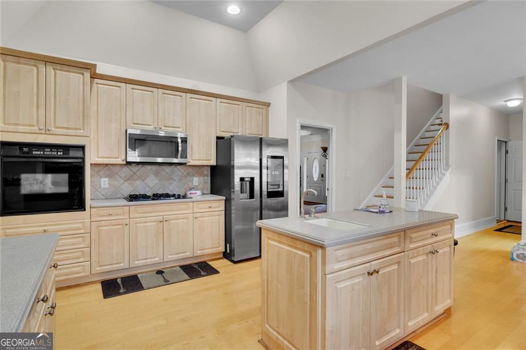 437 Grandiflora Drive Property Photo 18