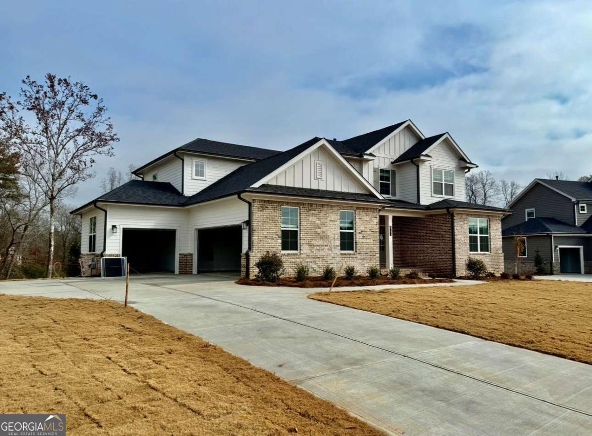 6715 Settingdown Creek Drive Property Photo 2