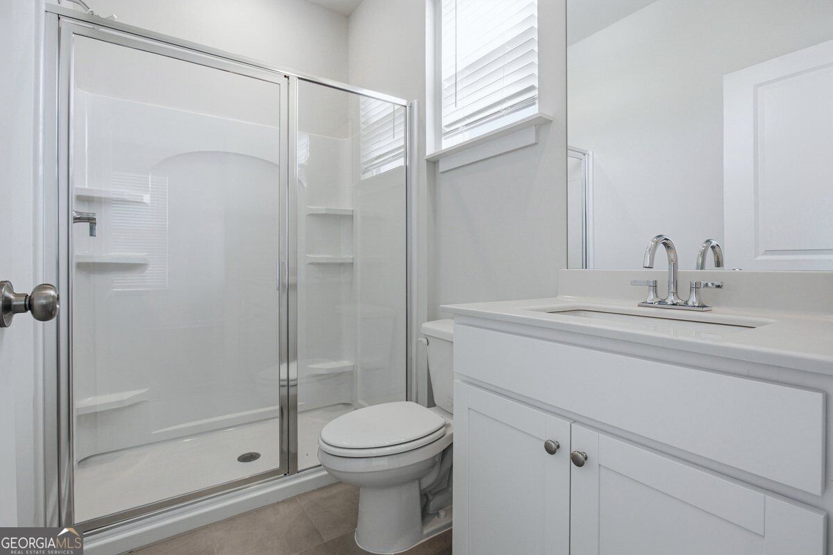 6715 Settingdown Creek Drive Property Photo 6