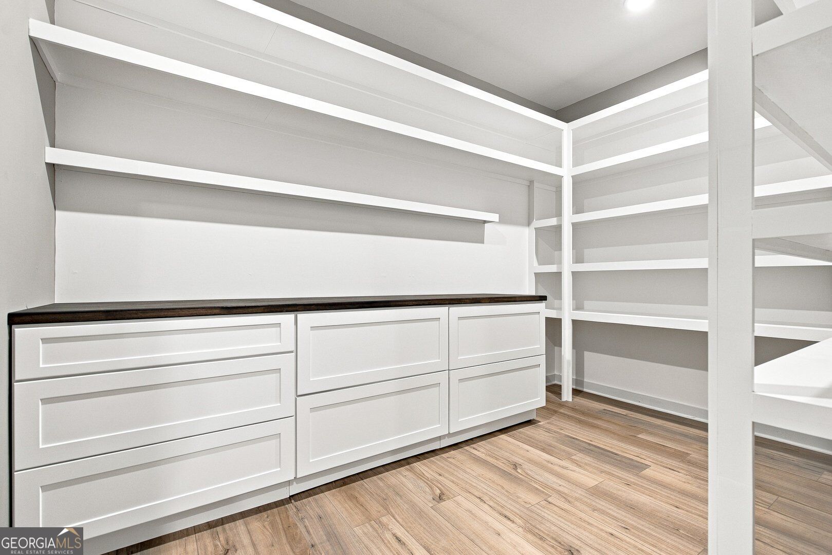 6715 Settingdown Creek Drive Property Photo 10