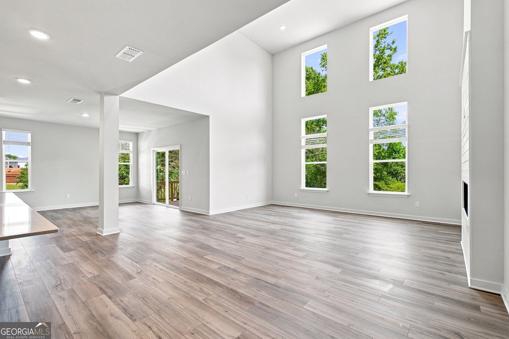6715 Settingdown Creek Drive Property Photo 15