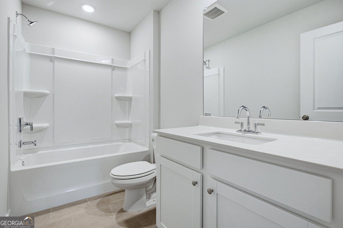 6715 Settingdown Creek Drive Property Photo 23
