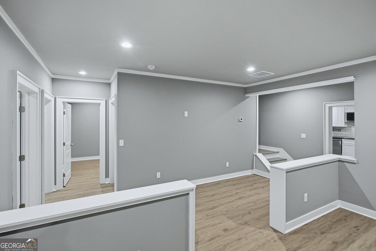 6715 Settingdown Creek Drive Property Photo 31